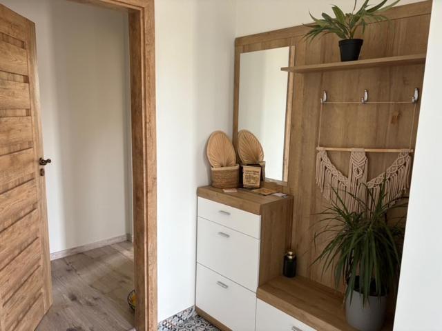 Na Wzgorzu Boho 1- Jacuzzi, Sauna, Survival, Free Parking Apartment Zagnansk